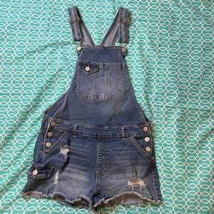 Overall shorts